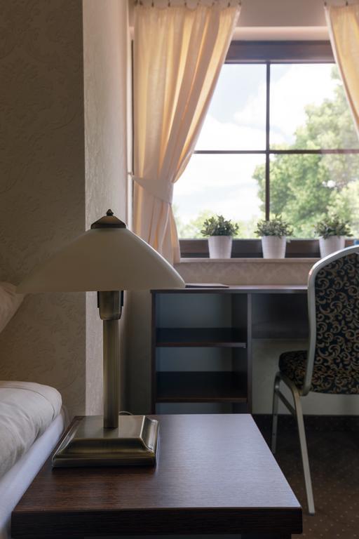 Hotel Folwark Zgierz Habitación foto
